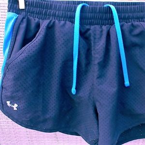 Ladies Underarmour Running shorts
